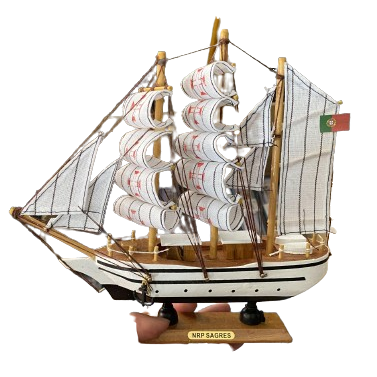 Barco Madeira - Sagres 651121!